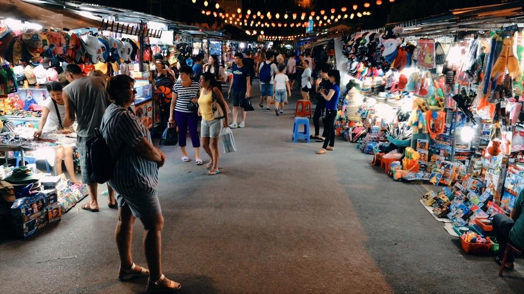 khu chợ đêm Nha Trang