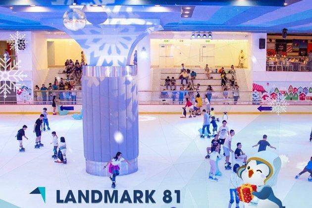 hinh anh truot bang Landmark 81 Vincom Ice Rink co dang de trai nghiem so 1