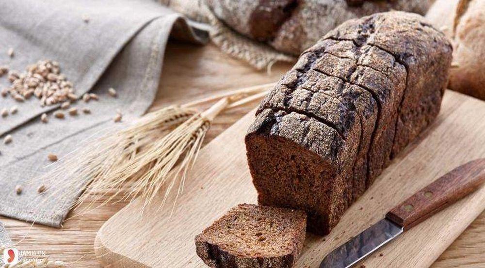 Bánh mì đen lúa mì