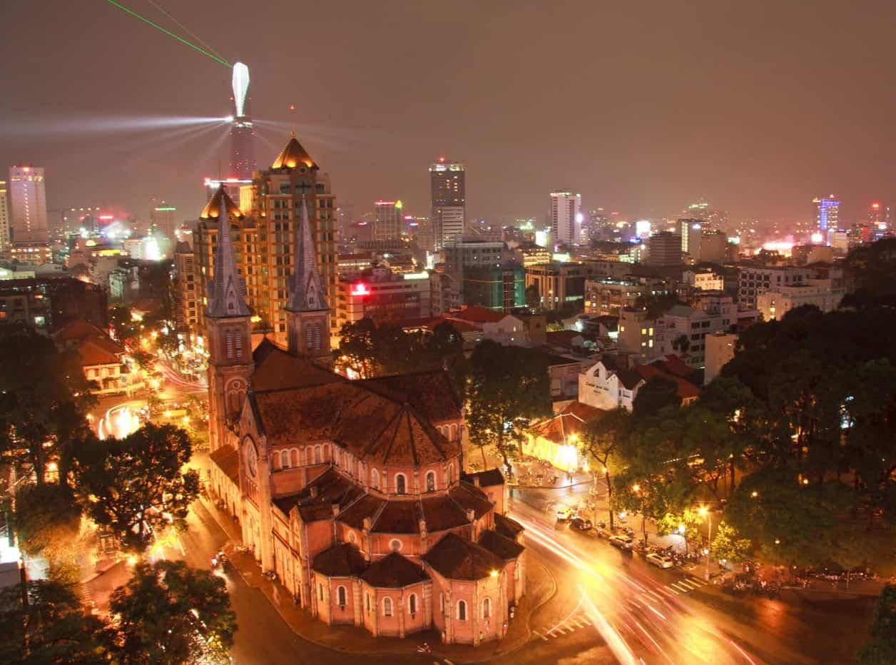 10 địa điểm vui chơi ở Sài Gòn buổi tối dành cho các bạn trẻ ưa “xê dịch”