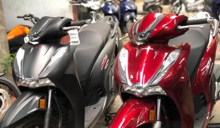 Đại lý xả hàng tồn, Honda SH 350i đời cũ giảm sâu chạm đáy - 1