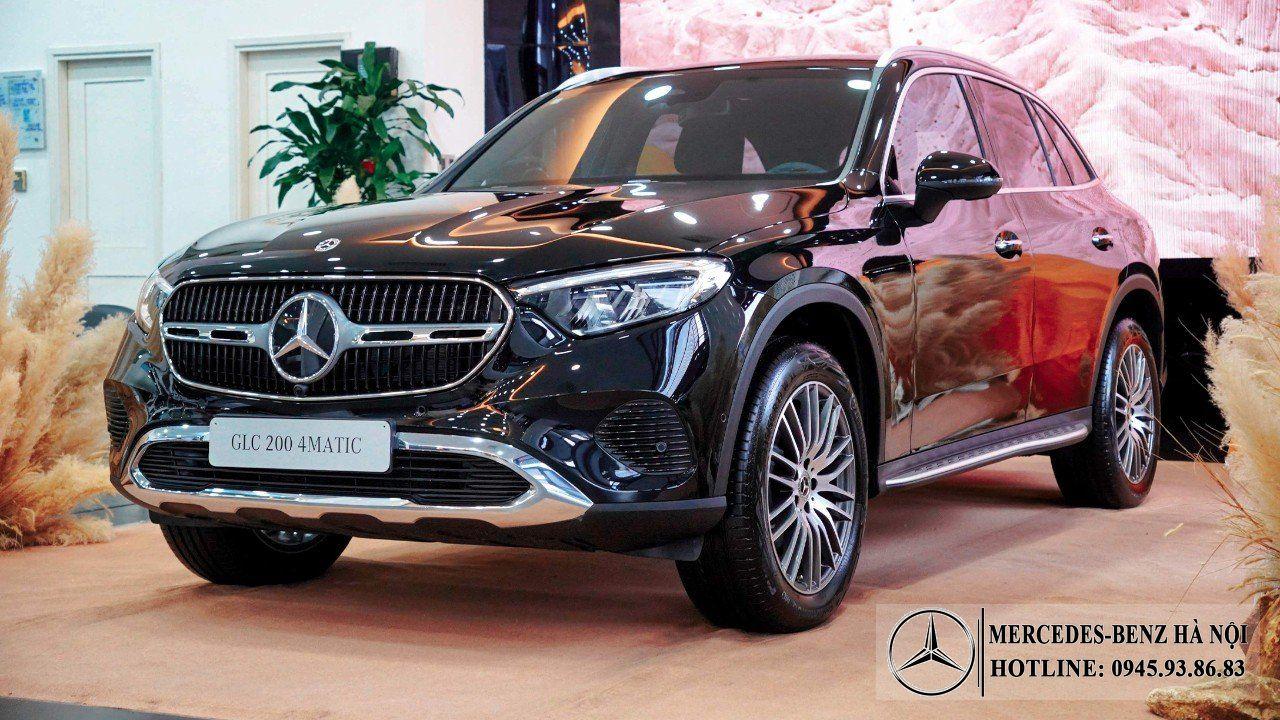 danh-gia-xe-mercedes-glc-200-4matic-2023-mercedeshanoi-com-vn_3