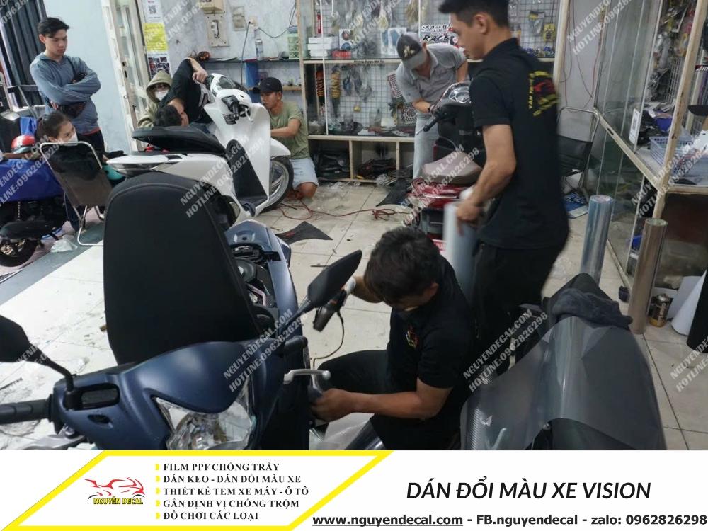 Dán đổi màu xe Vision